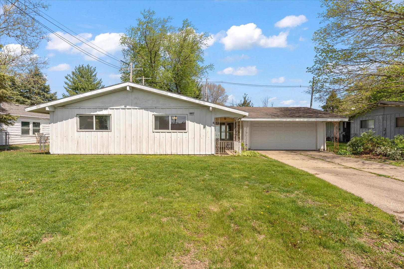 2412 Lawndale Drive, Champaign, IL