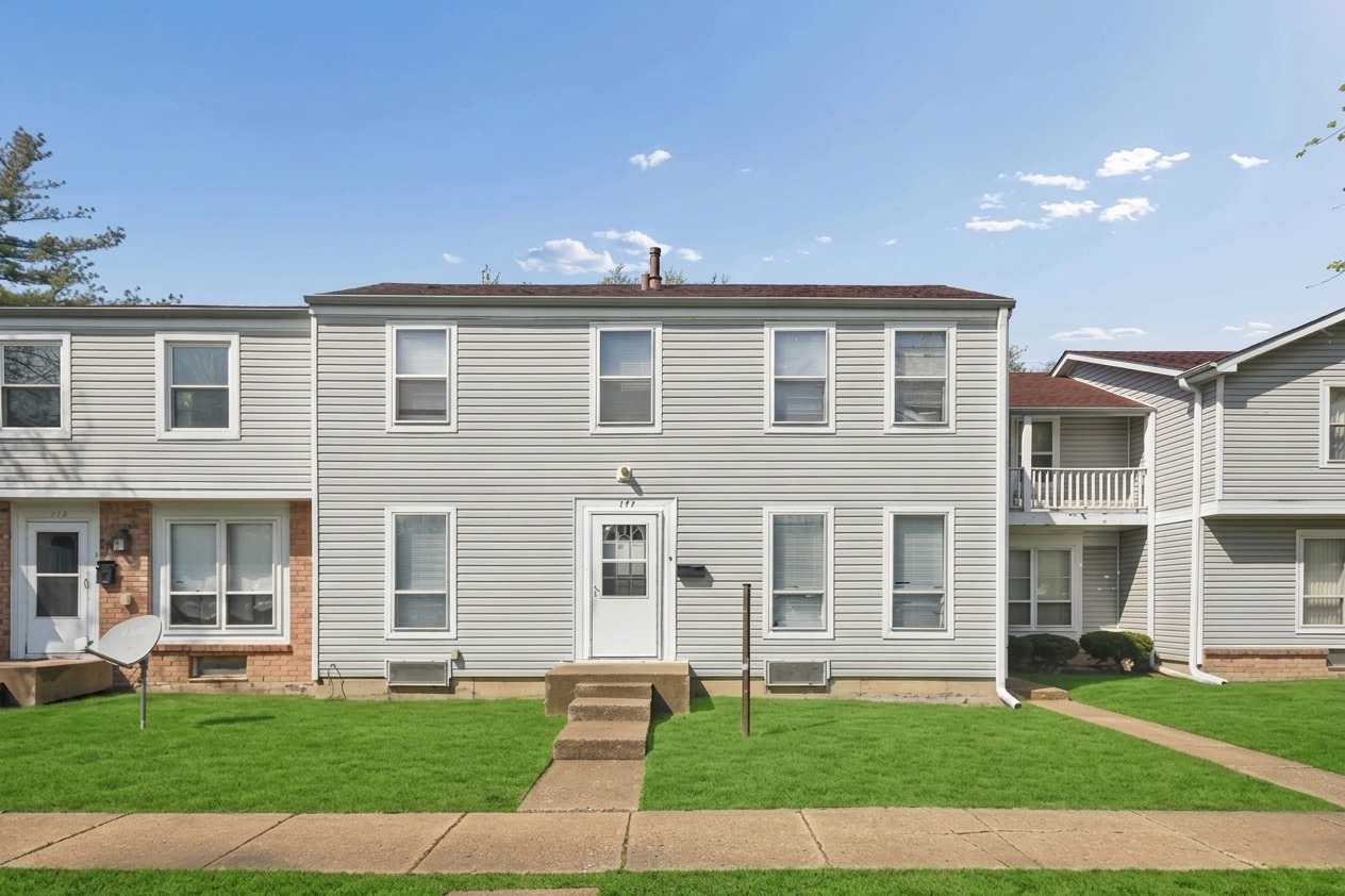 173 Williamsburg Road, Country Club Hills, IL