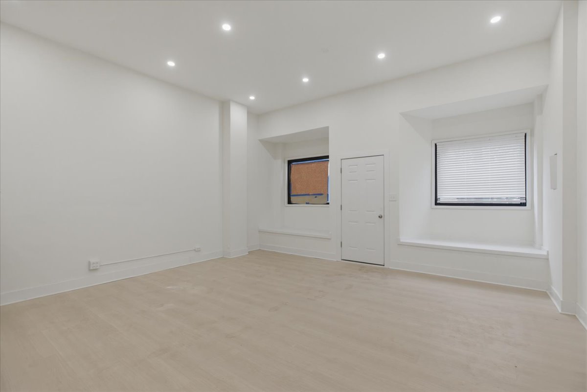 2234 W Irving Park Road #1, Chicago, IL