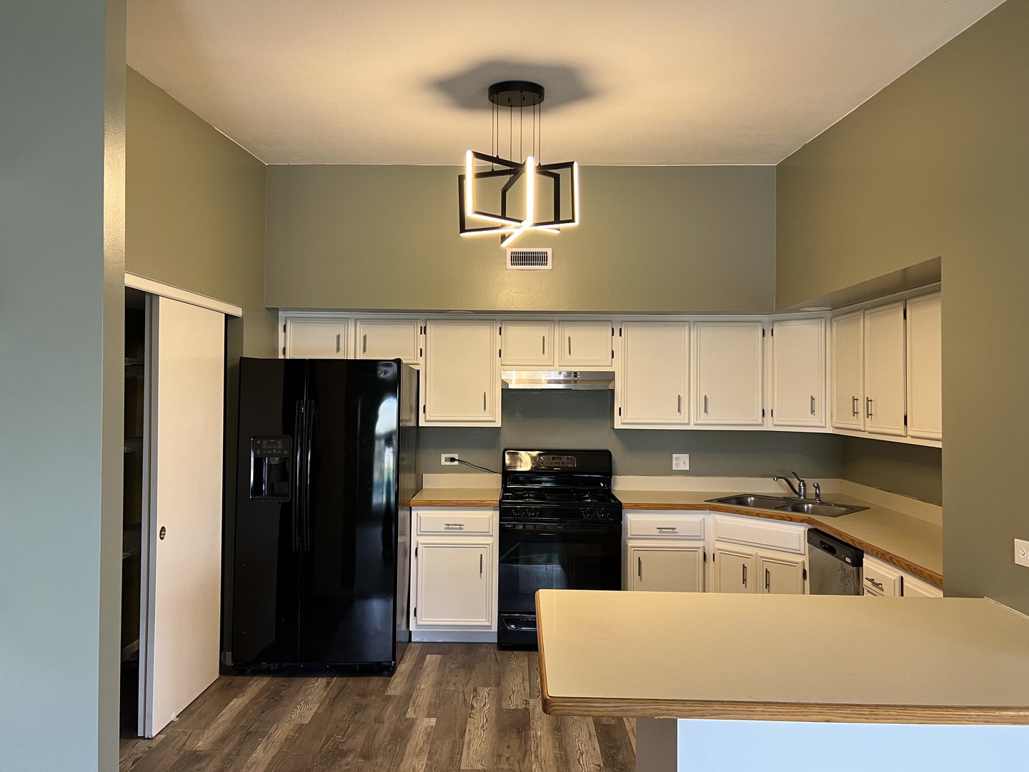 2851 Heritage Drive #2C, Joliet, IL