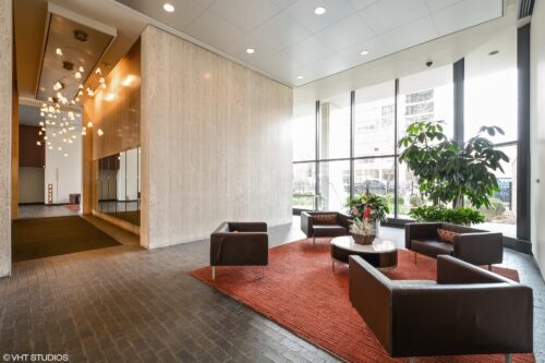 1560 N Sandburg Terrace #807, Chicago, IL