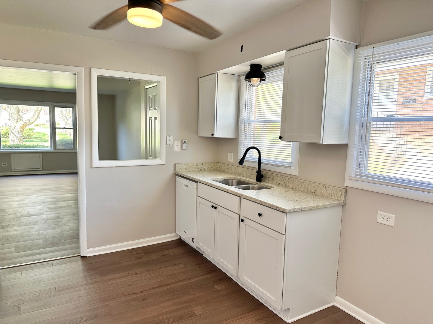 525 Ryan Lane #A, West Dundee, IL