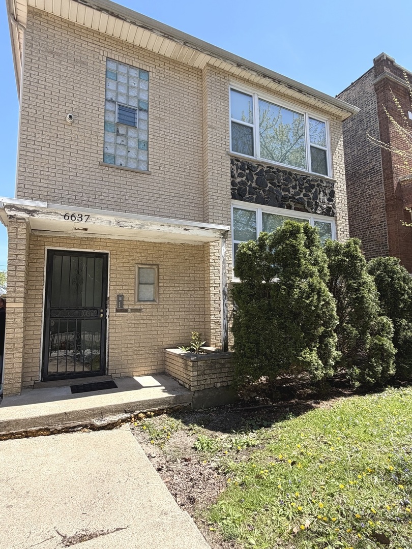 6637 S Whipple Street #2, Chicago, IL