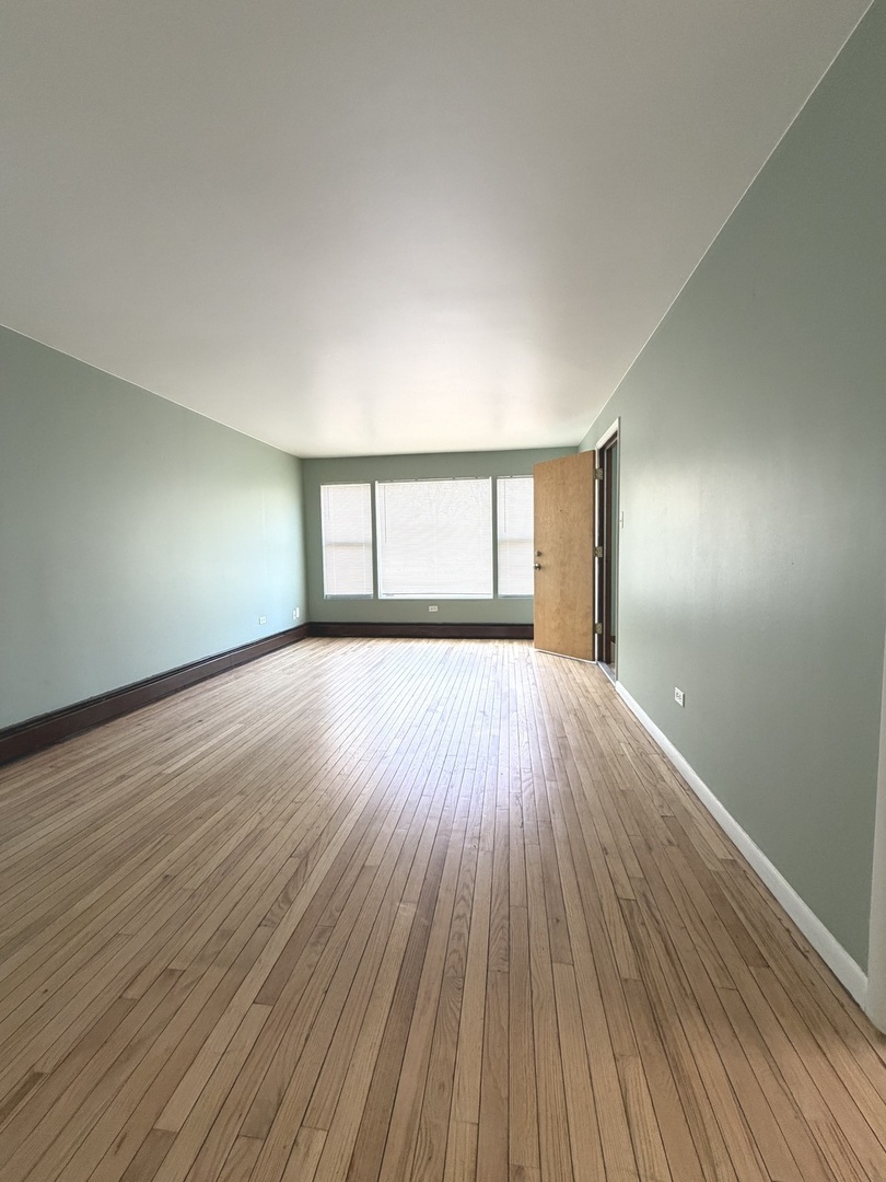 6637 S Whipple Street #2, Chicago, IL