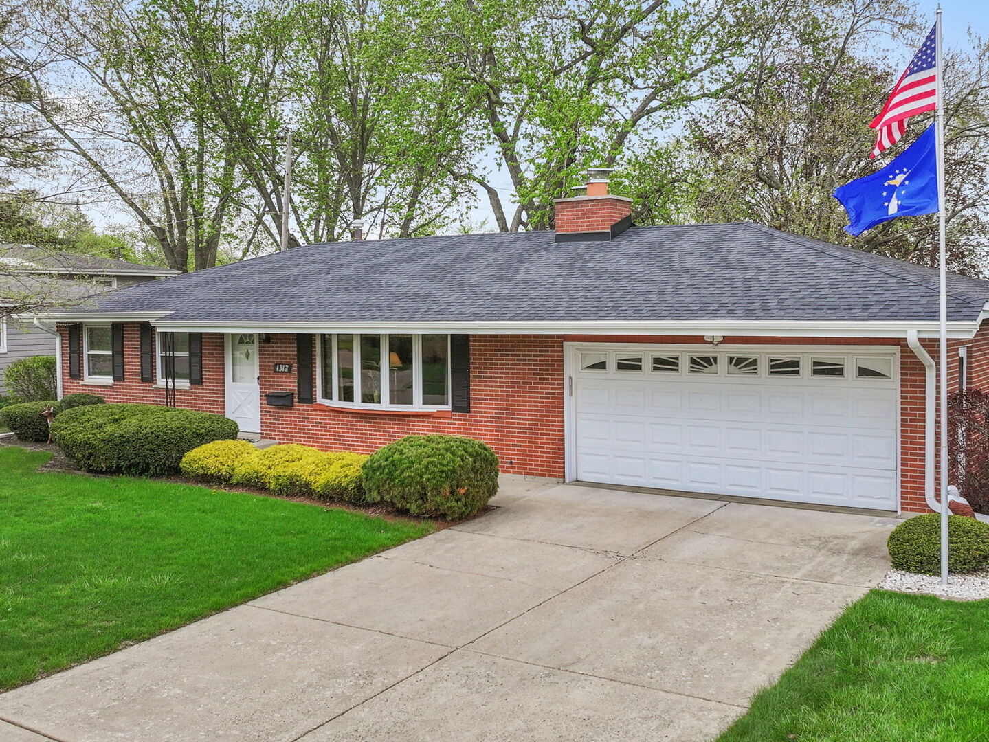 1312 Royal Drive, Montgomery, IL
