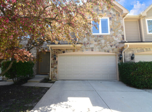 205 Taylor Court, Buffalo Grove, IL