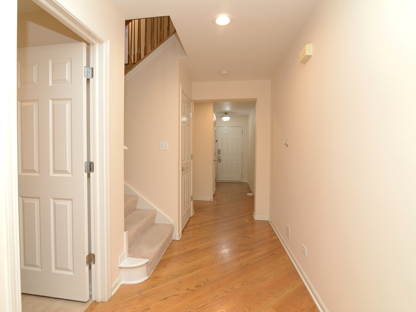 205 Taylor Court, Buffalo Grove, IL