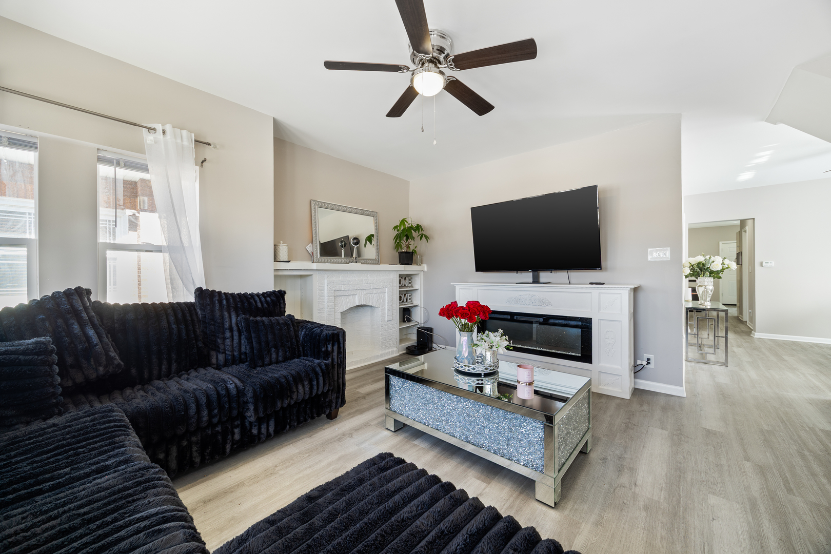 2431 Gunderson Avenue, Berwyn, IL