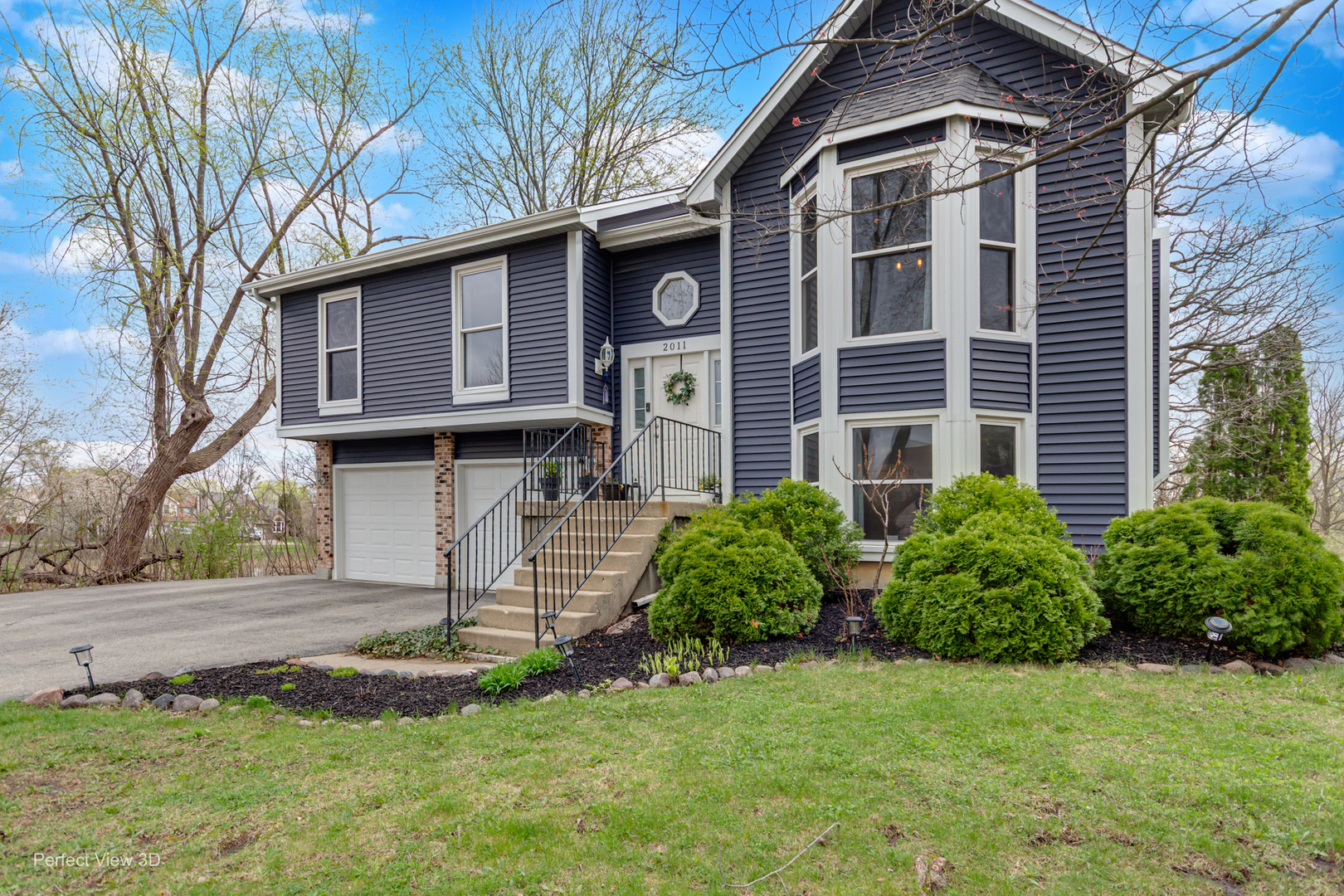 2011 Oak Tree Trail, Lake Villa, IL
