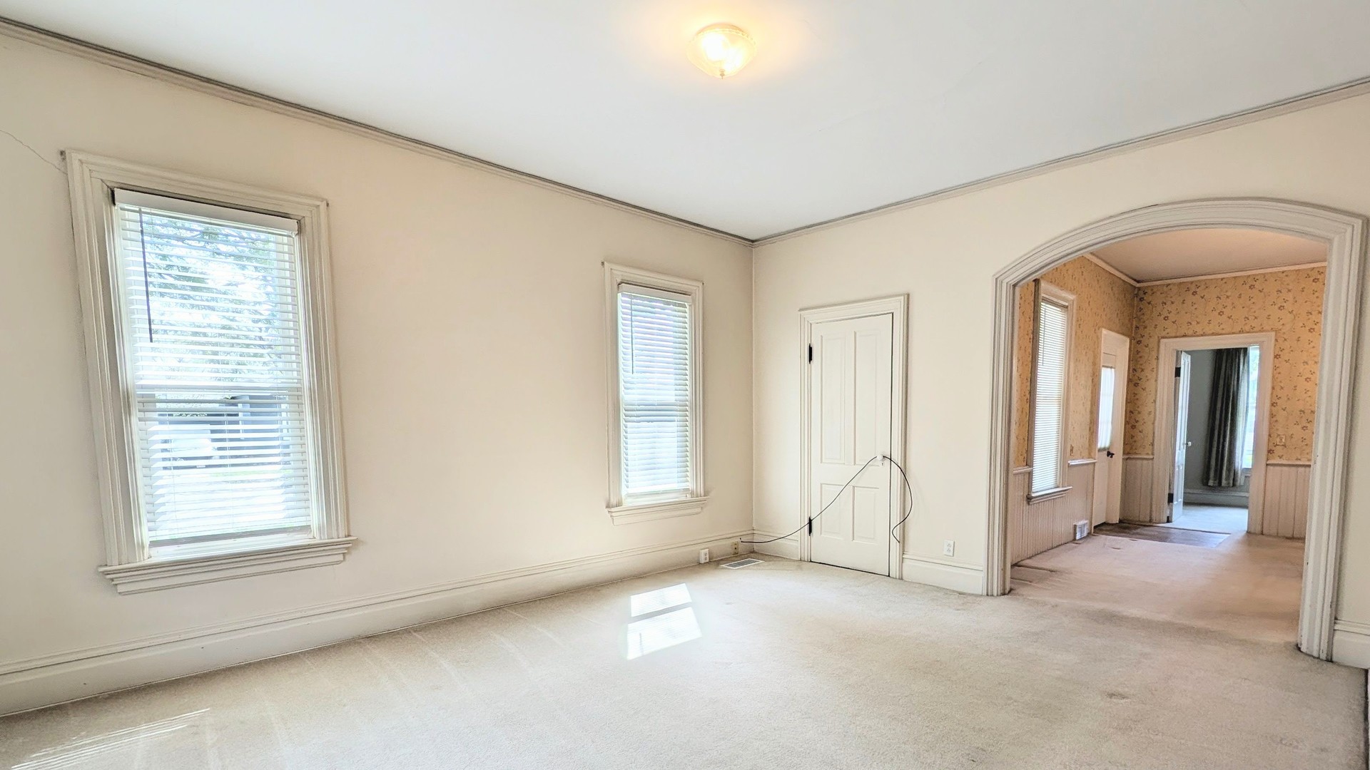 210 S 7th Street, Oregon, IL