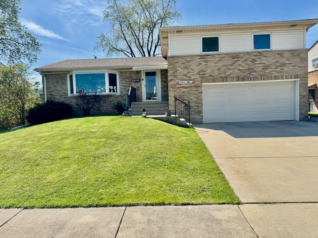 1650 Charleston Court, Melrose Park, IL