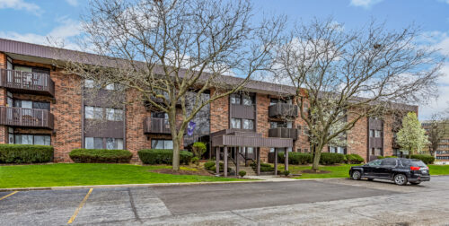 1504 WOODBRIDGE Road #3F, Joliet, IL