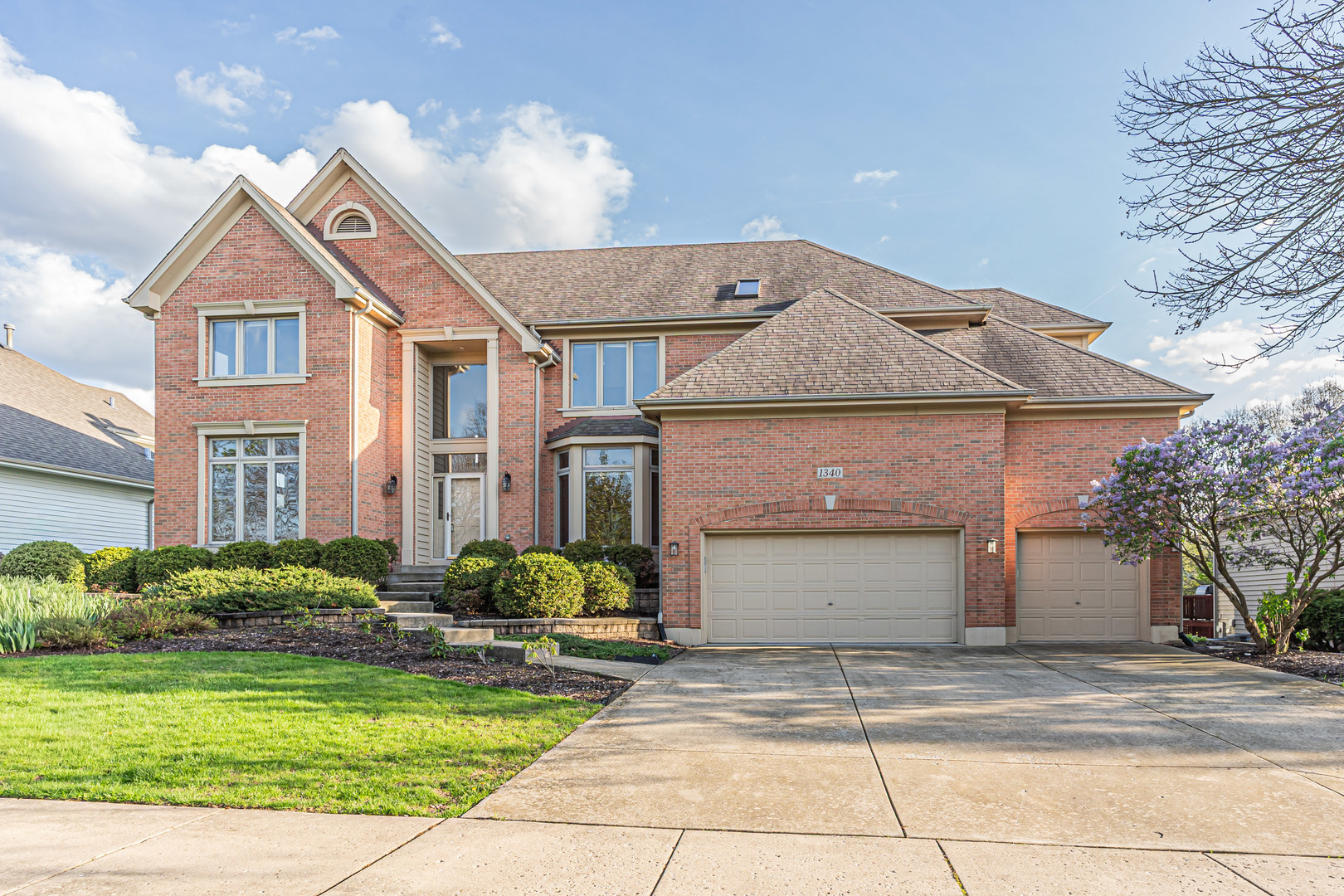 1340 Dunrobin Road, Naperville, IL