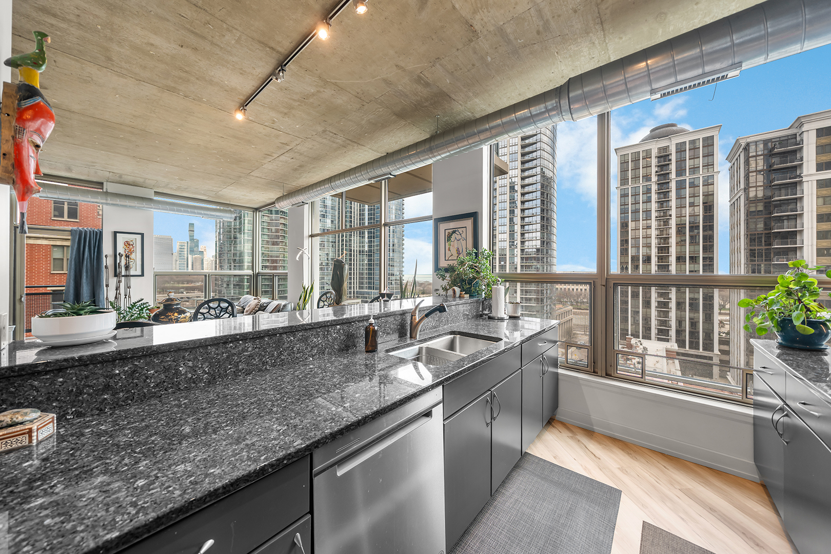 125 E 13th Street #1006, Chicago, IL