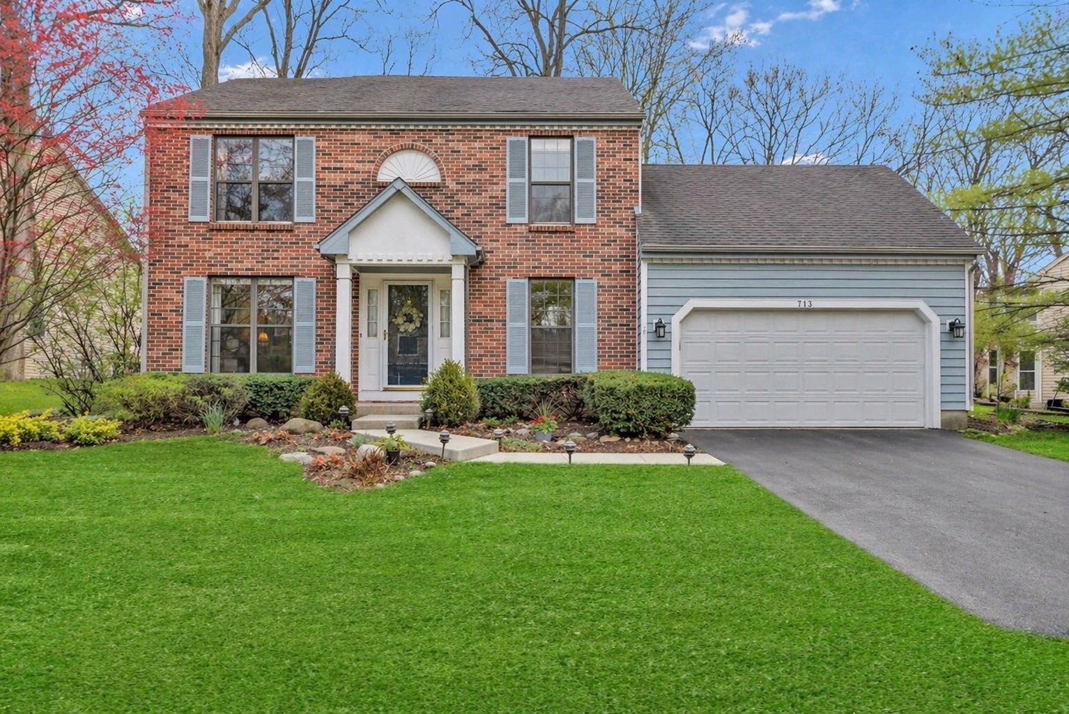 713 Hackberry Court, Bartlett, IL