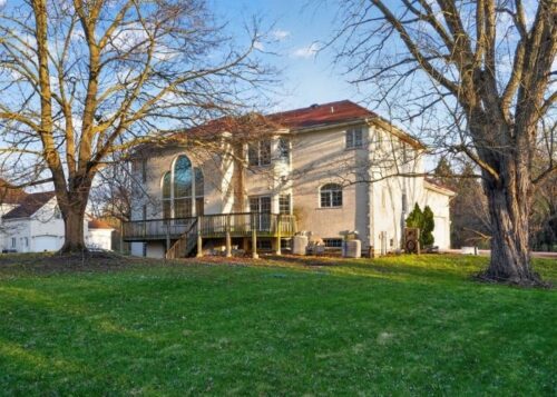 2113 Elgin Road, Barrington, IL