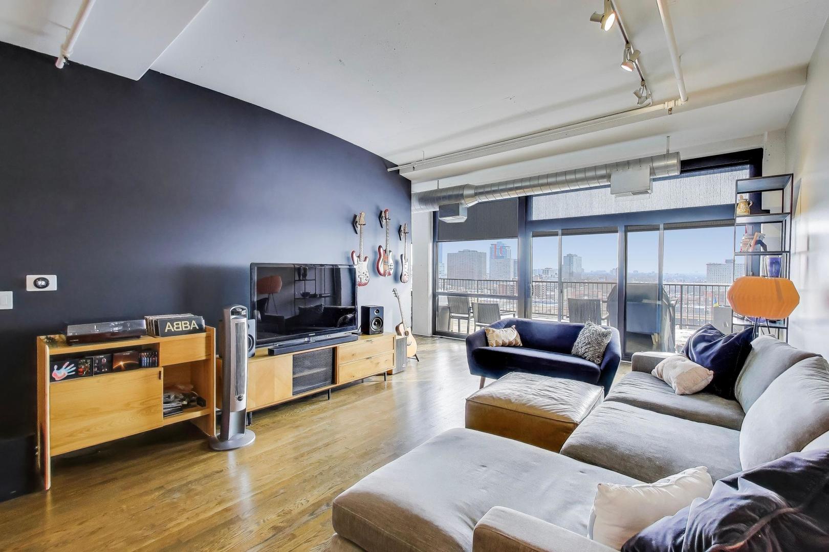 1530 S STATE Street #12N, Chicago, IL