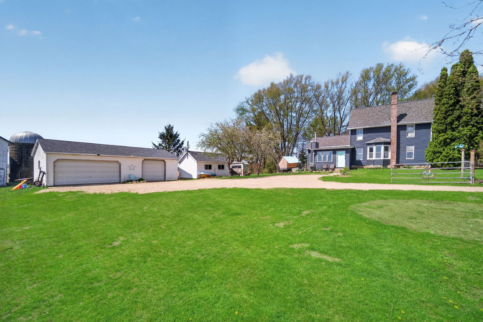 13730 Center Road, Durand, IL