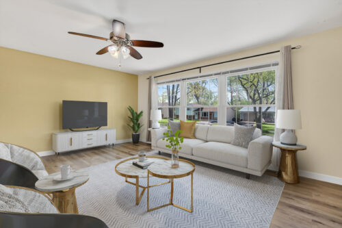 1461 Hillcrest Avenue, Hanover Park, IL