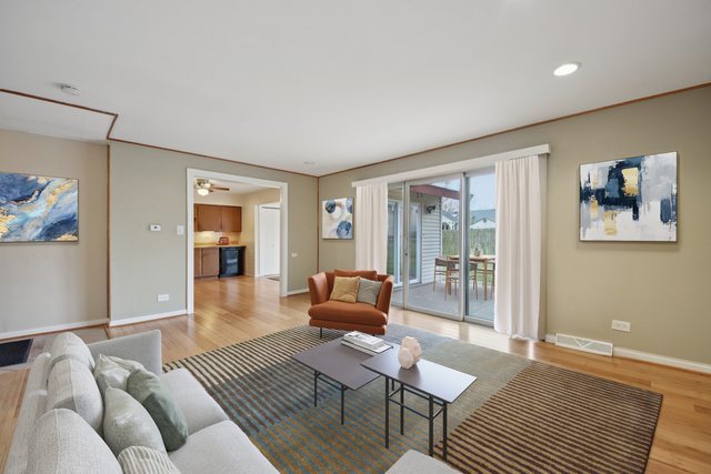 529 Ridgewood Road, Elk Grove Village, IL