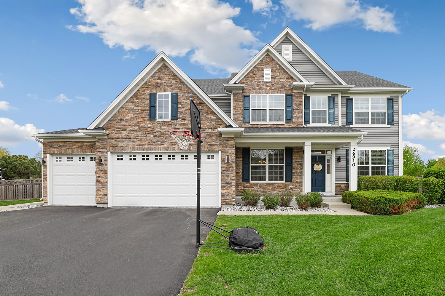 26910 Summergrove Drive, Plainfield, IL