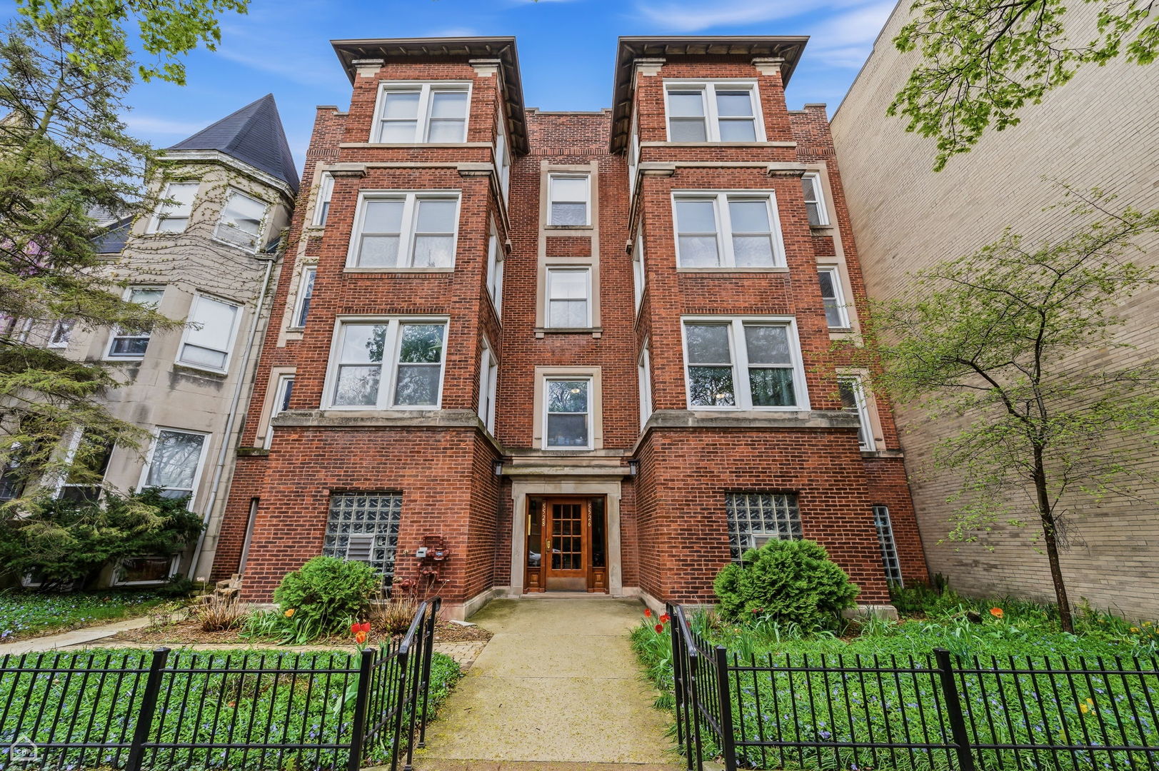 5528 S Blackstone Avenue #1S, Chicago, IL