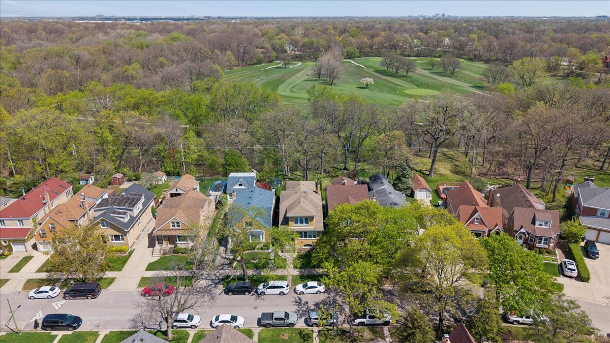 6037 N Menard Avenue, Chicago, IL