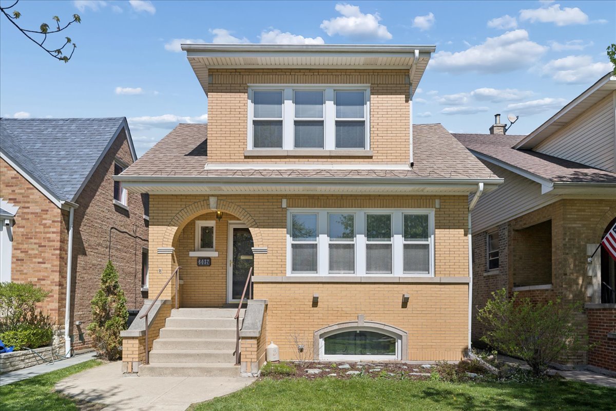 6037 N Menard Avenue, Chicago, IL