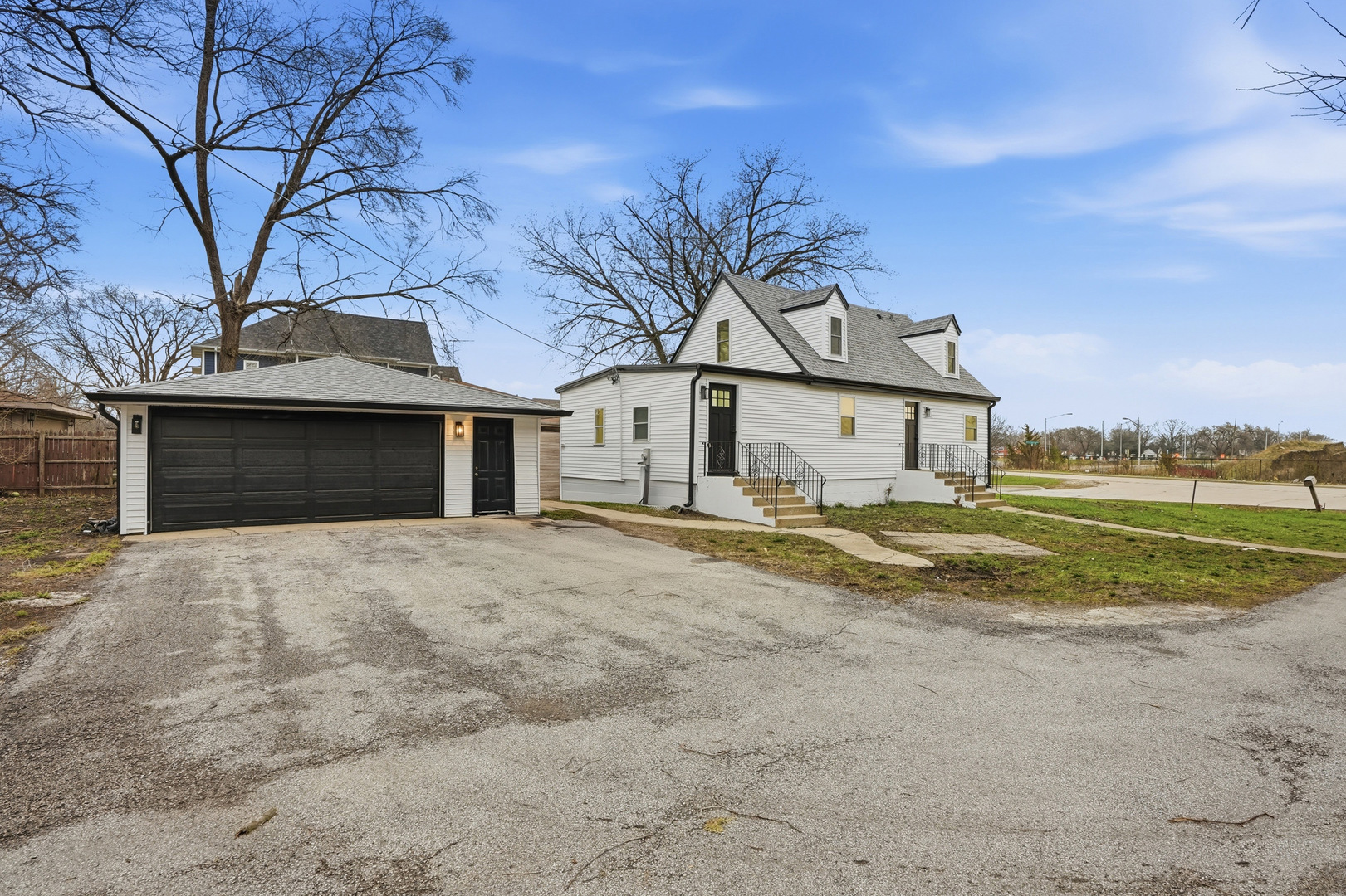 9442 S Octavia Avenue, Bridgeview, IL