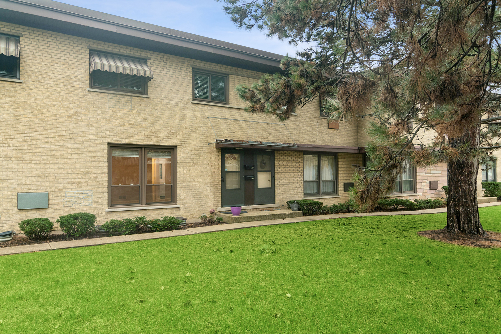 934 N Wheeling Road, Mount Prospect, IL