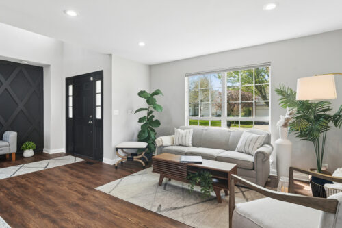 6806 Highgate Road, Carpentersville, IL
