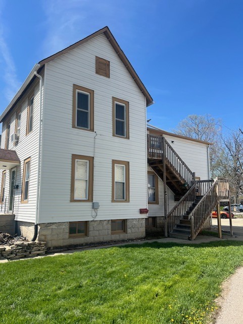 465 E State Street, Sycamore, IL