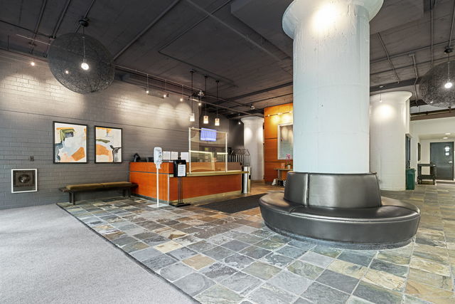 1530 S State Street #17R, Chicago, IL