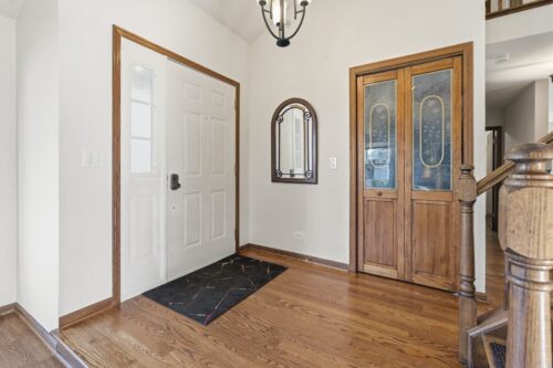 63 Country Club Drive, Prospect Heights, IL