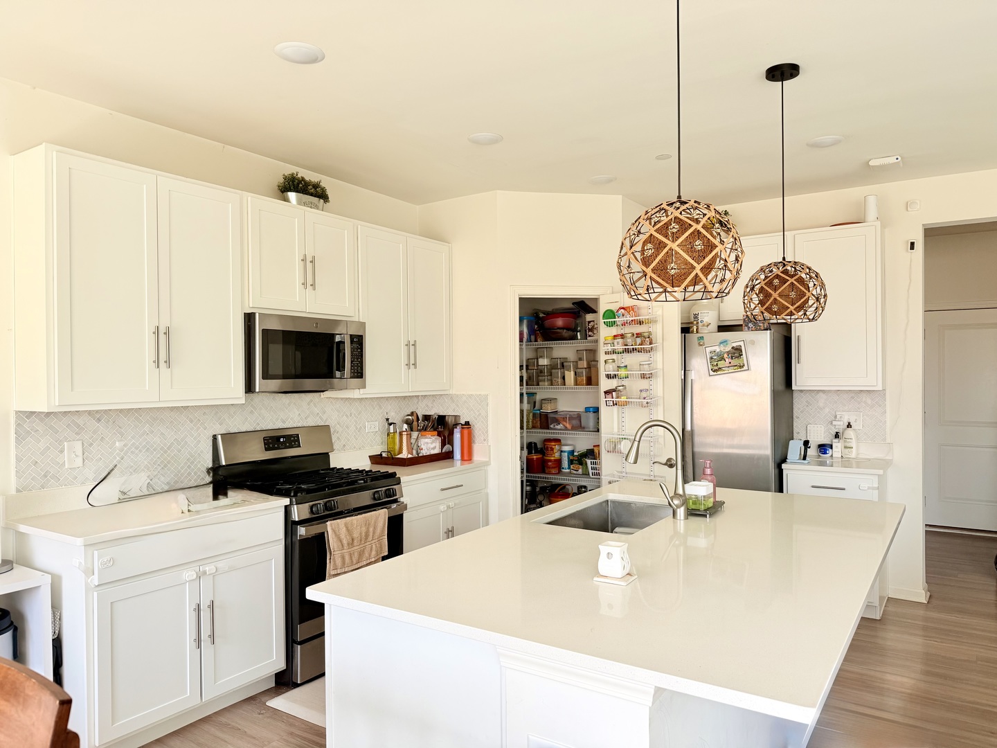2826 Kessler Drive #2826, Mundelein, IL