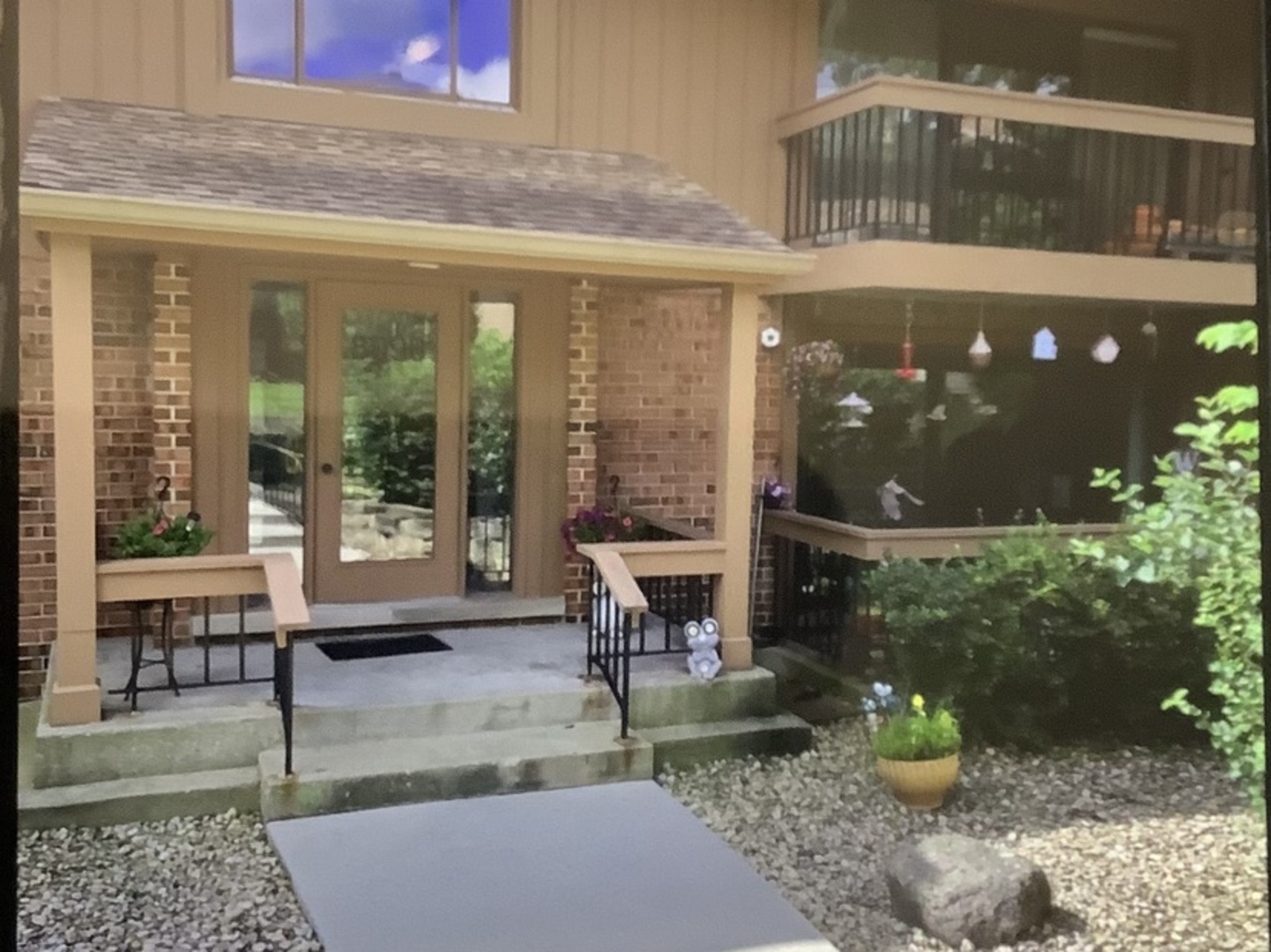 8090 Garfield Avenue #3-1, Burr Ridge, IL