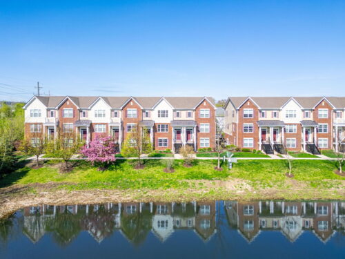 1452 Lakeridge Court, Mundelein, IL