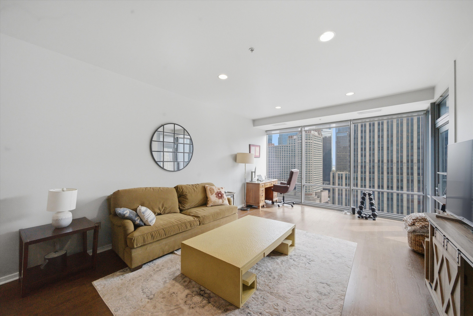 240 E Illinois Street #1503, Chicago, IL