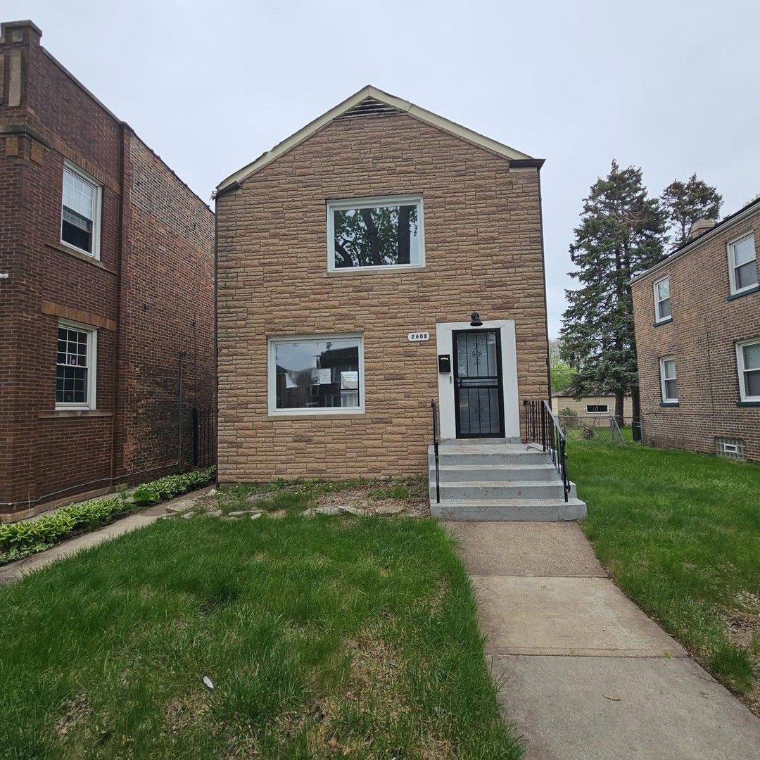 2608 E 92nd Street, Chicago, IL