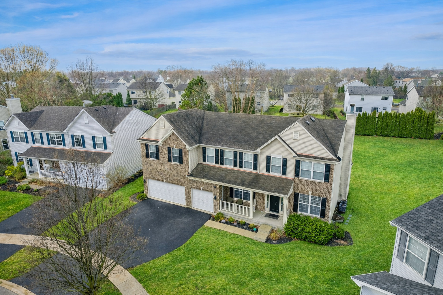 82 Brentwood Drive, Gilberts, IL