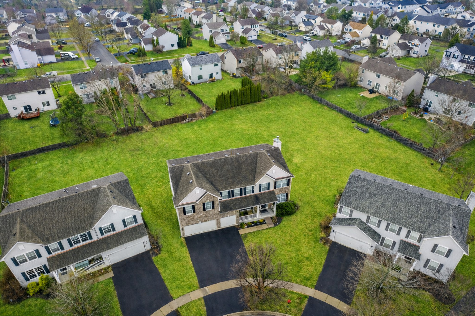 82 Brentwood Drive, Gilberts, IL