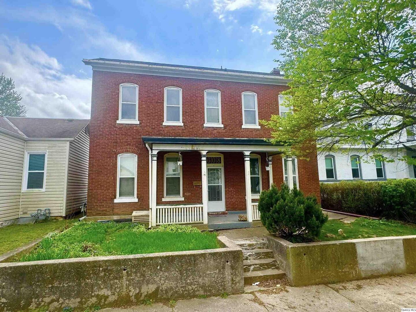 608 Adams, Quincy, IL