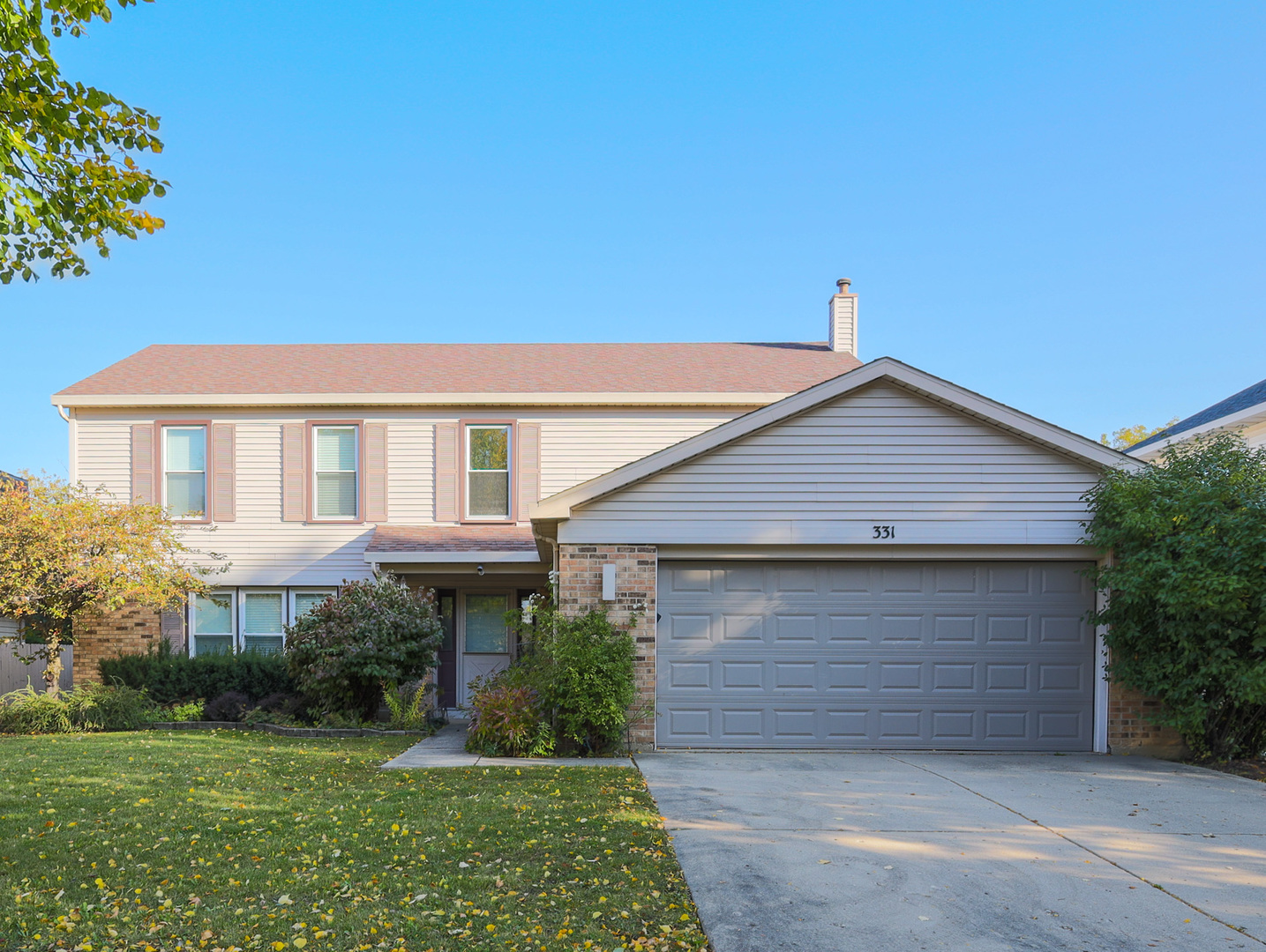331 E Fox Hill Drive, Buffalo Grove, IL