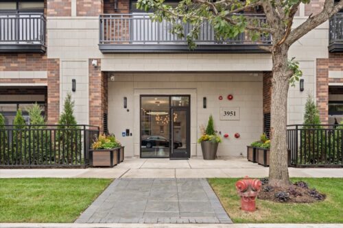 3951 N Wayne Avenue #101, Chicago, IL