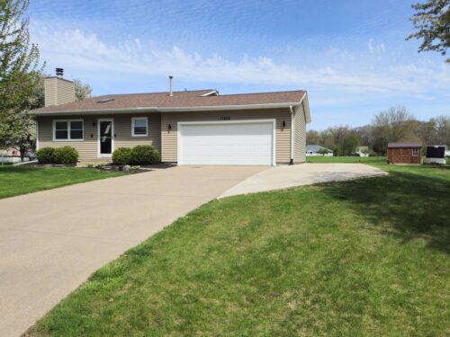 17225 40th Avenue Court, East Moline, IL