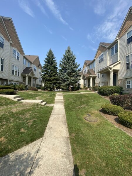 1129 Georgetown Way, Vernon Hills, IL