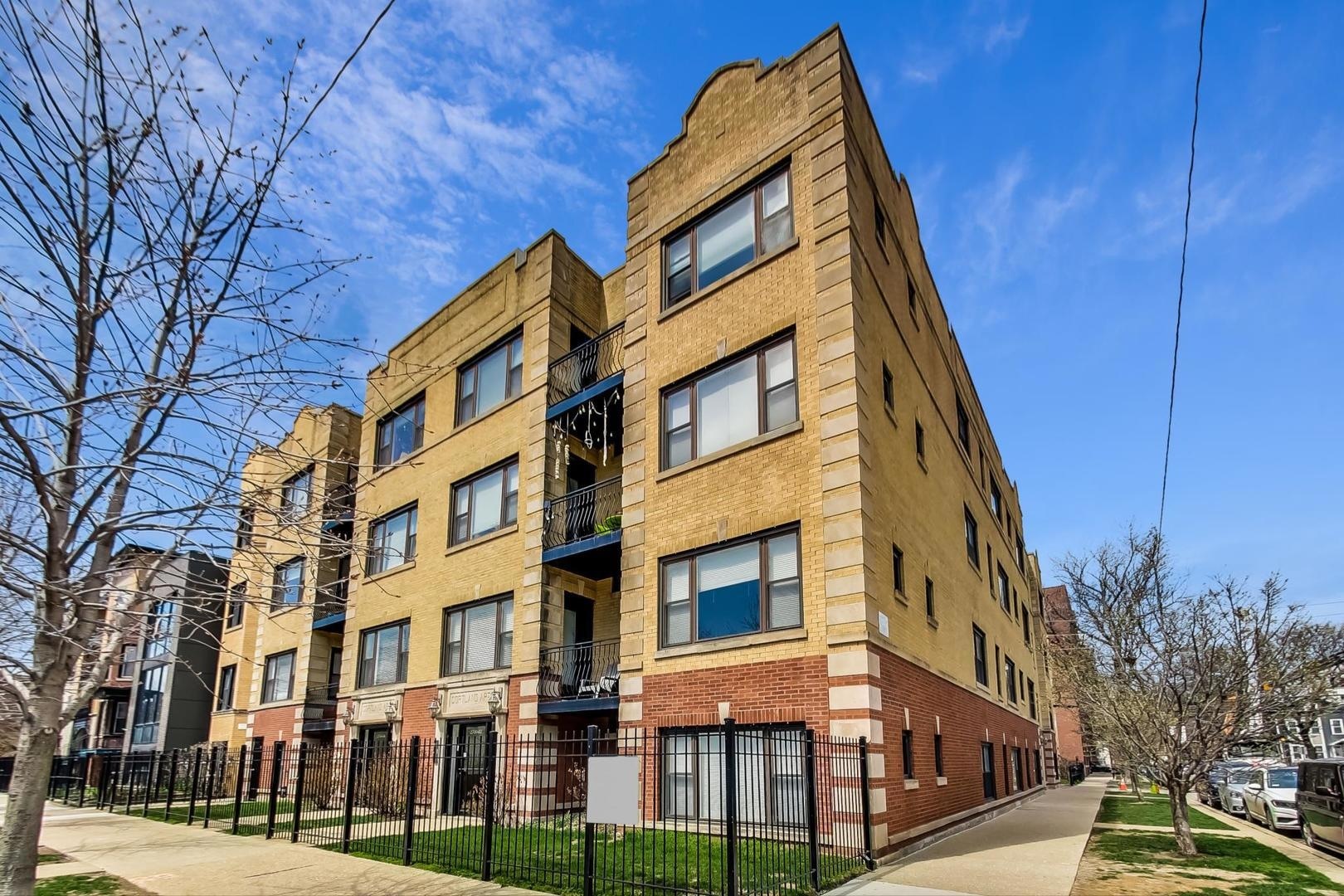 1910 N Washtenaw Avenue #2, Chicago, IL