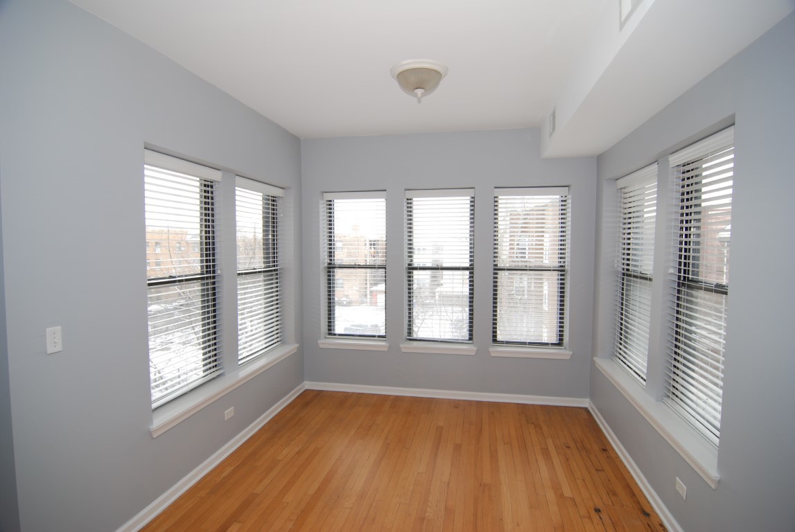 7732 N Paulina Street #3A, Chicago, IL