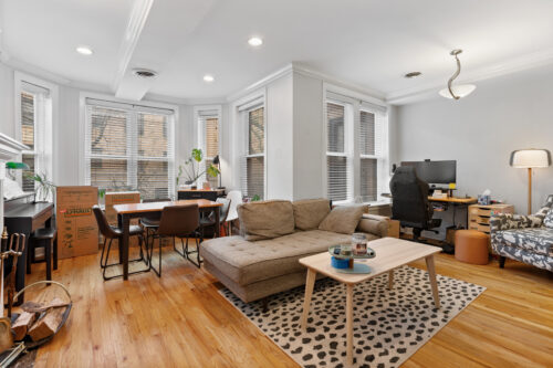 945 W GORDON Terrace #1E, Chicago, IL