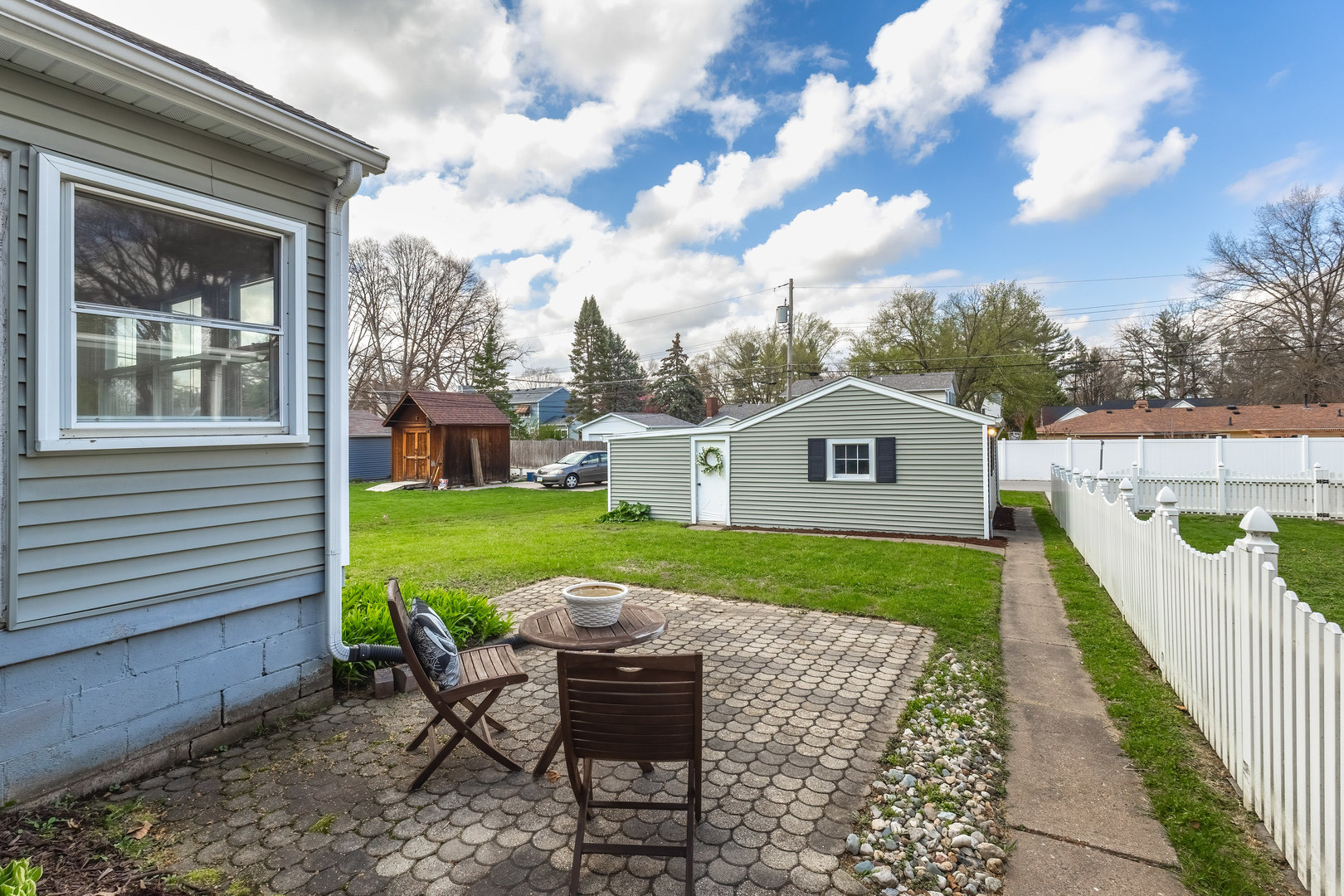 2740 E High Street, Davenport, IA